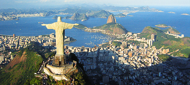 Una veduta di Rio de Janeiro. Solo negli agglomerati di Rio e São Paulo risiedono 30 milioni di brasiliani su 220