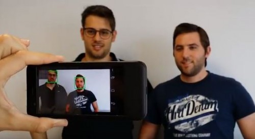 Grazie a “Tactile Blind Photography” il selfie sbarca anche nel mondo buio
